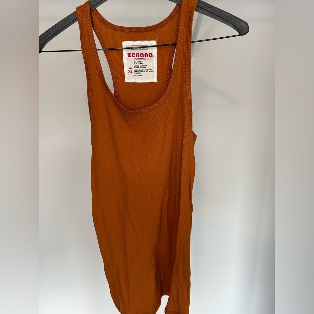 🧡5/$25🧡Zenana Outfitters Women's Orange/Brown Tank Top